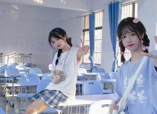 下载17c吃瓜苹果版后，我的生活质量提升了不少，哈哈，真奇妙！