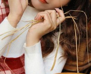 朝阳群众告诉我：“51吃瓜”视频每天不看，心里总是空落落的！