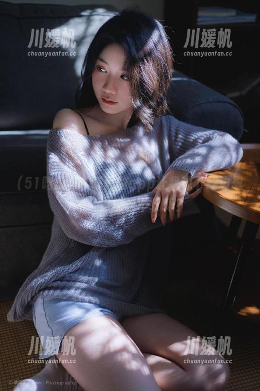 51吃瓜的app让我边下载边想象：这瓜软不软啊？