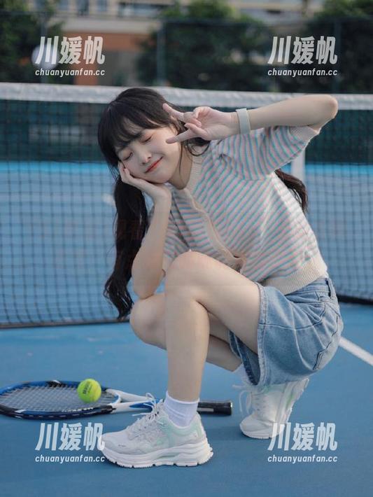 观看“51吃瓜fun”里的各种态度，有点像在品味调皮的糖果。