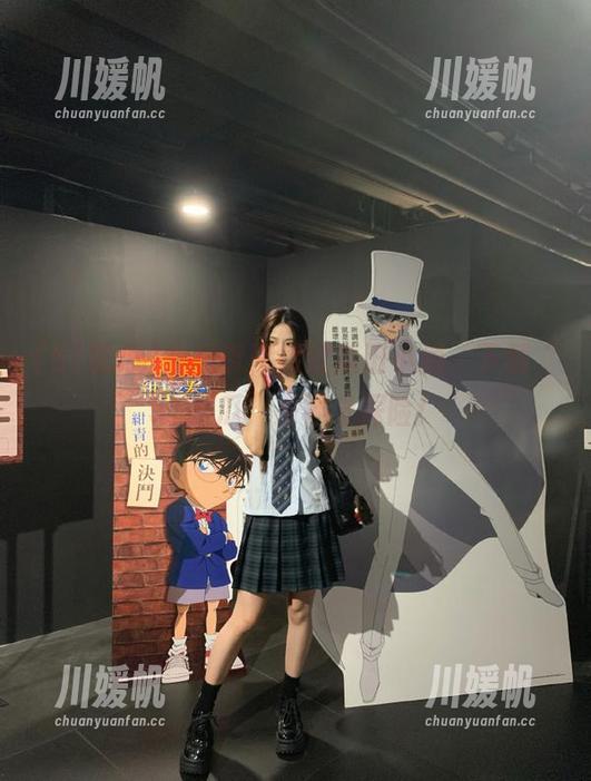 在线带你躲过瓜田小道，下载“51吃瓜”来神奇探险！