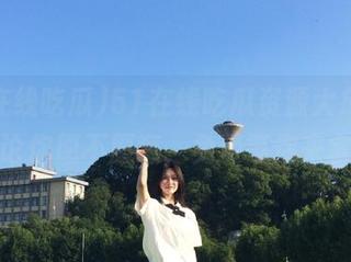51在线吃瓜资源大放送，无论你愿不愿意，免费等你来拿！
