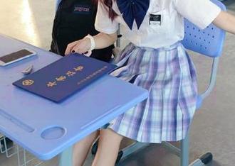 52吃瓜入口：小心这瓜，当心在不经意间学会了一些‘猛料’！