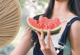 轻松穿越传送门，瓜的乐趣就藏在718sx娱乐里！
