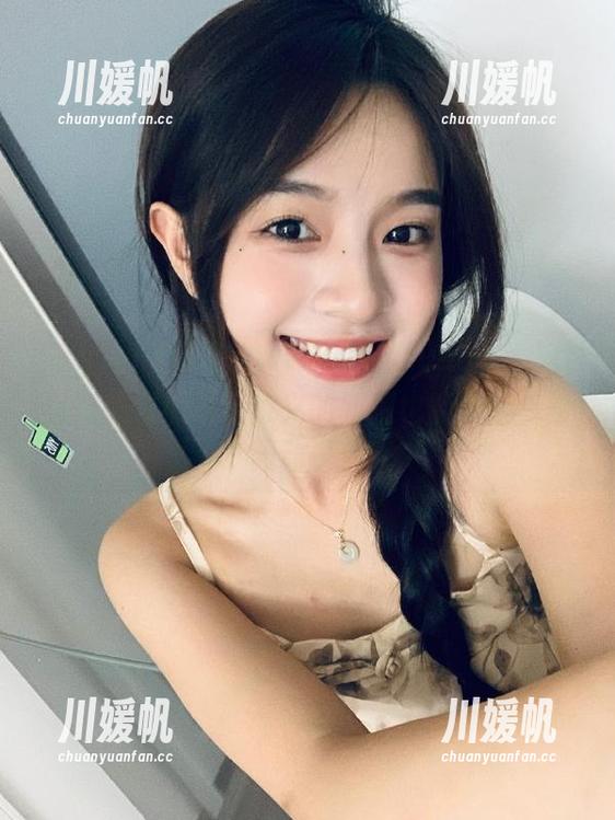 感谢www.51cgfunapp，让我知道看似毫无意义的闲聊也能撑起一整个轰动事件！