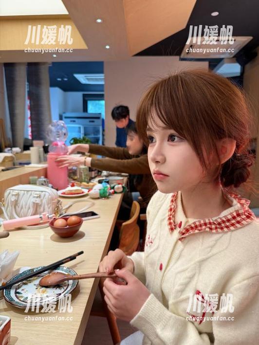 www.51 各种瓜在这里直达,www.51cg2.fun就像一块迷人的水蜜桃。