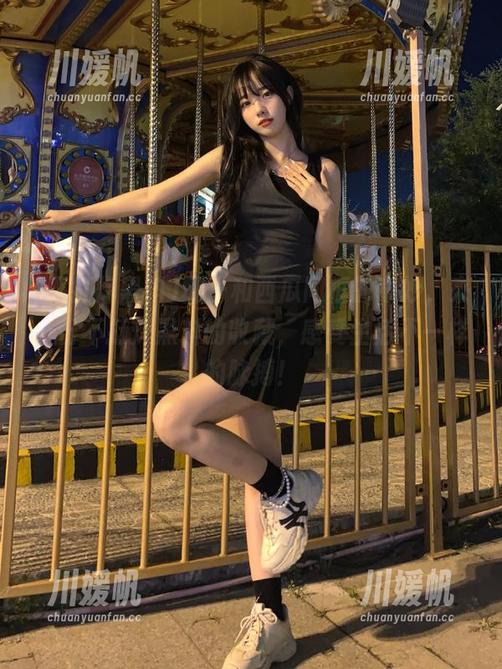 椰子和西瓜同框的奇妙，来一份不打烊黑料的收藏，感受生活不一样的脉搏！