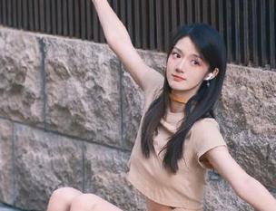 吃的瓜鲜美又杂，记得下载五一，多吃点新鲜的！