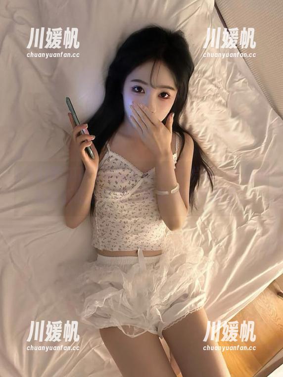 今日吃瓜网51发布：这瓜也太清新脱俗了吧，耳朵都快怀孕了。