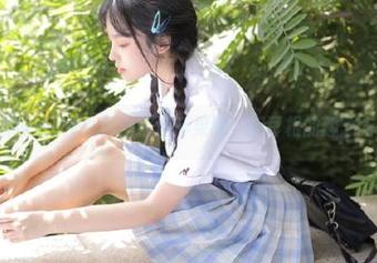 冲哥黑料精选苹果版，折耳根的怨念与魅力拼盘