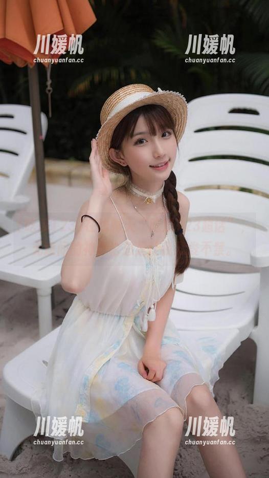 在线聊天“吃瓜123超话”，无意间的神评论总是让我忍俊不禁。