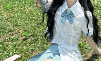 走进吃瓜网，那个网址就是入口，时不时探头看看有没有新瓜来袭～