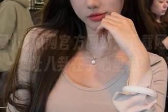 吃瓜网官方网站：下载网页内容，让八卦在手心里走！