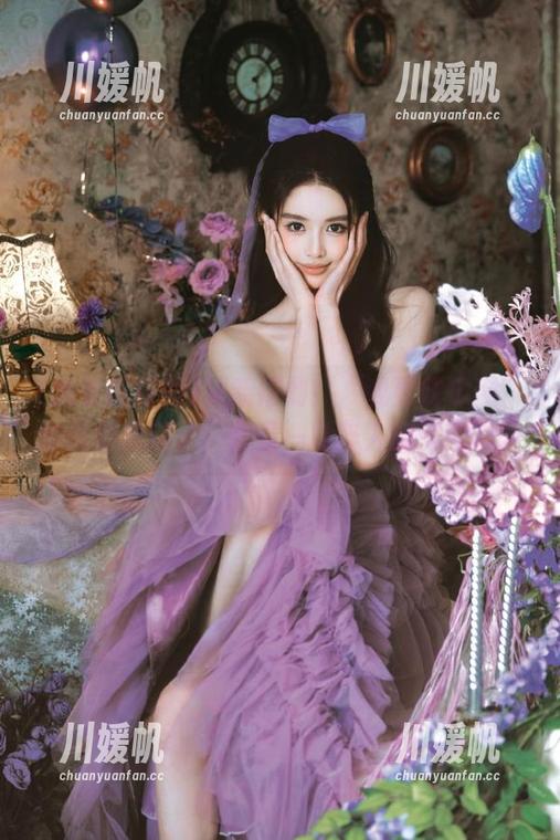 更新报到！“我要吃瓜网”的瓜都成精了，来看一场醉人的闹剧吧。