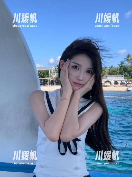 点开黑料不打烊,万里长征网页，像是在探索深海，永远有新东西飘浮出来！