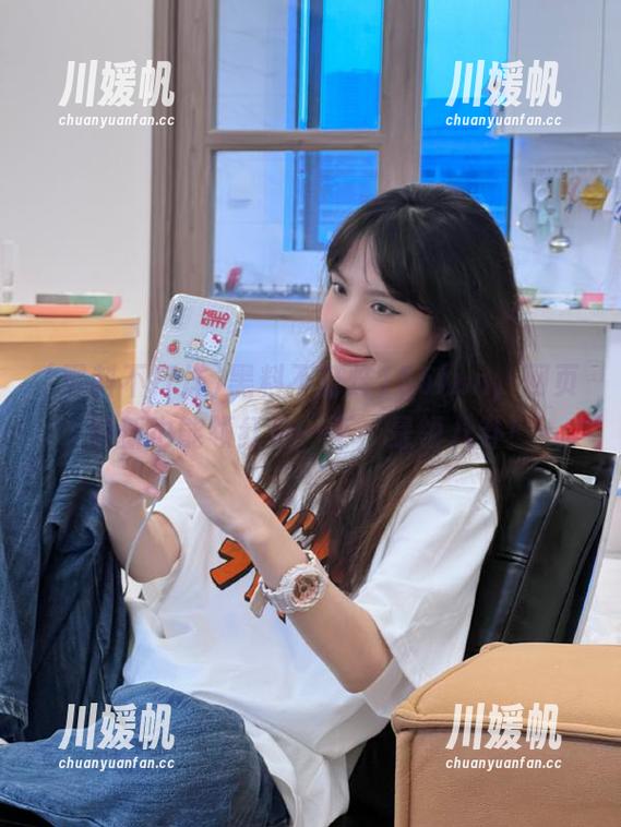 黑料不打烊155fun，网页刷新也能领红包…不，是领八卦！