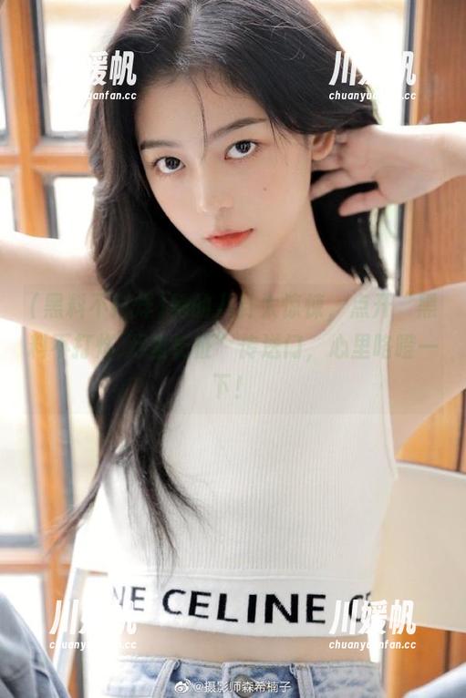 她的八卦太惊悚，点开“黑料不打烊,万里长征”传送门，心里咯噔一下！
