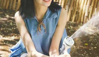吃瓜到头来真的变成坨瓜，155.fum黑料吃瓜网的网页仿佛是家“黑色商店”，每次都有新货。