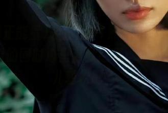 轻量版91黑料正能量app，观看的同时心里默默感慨：这也算是份儿轻松吧？