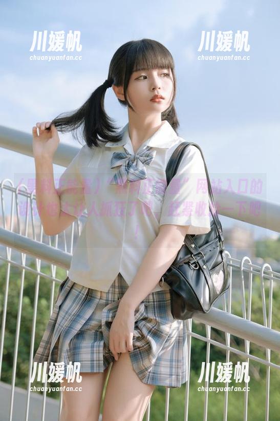 “黑料正能量”网站入口的设计也太让人抓狂了吧，赶紧收拾一下吧！