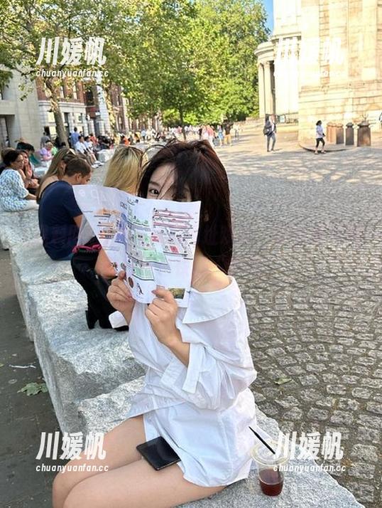 我在黑料网址观看，感受那来得快去得也快的“惊悚”