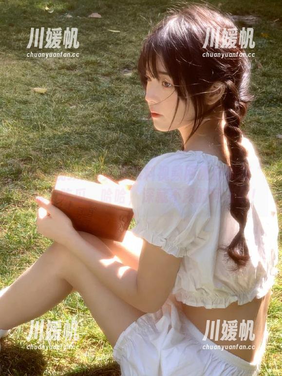 免费黑料视频网教你如何“优雅”吃瓜，哈哈，深藏不露的网友们！