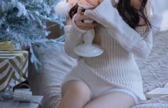 妈妈永远不知道我在黑网料上免费吃瓜，喊我快回家吃饭……